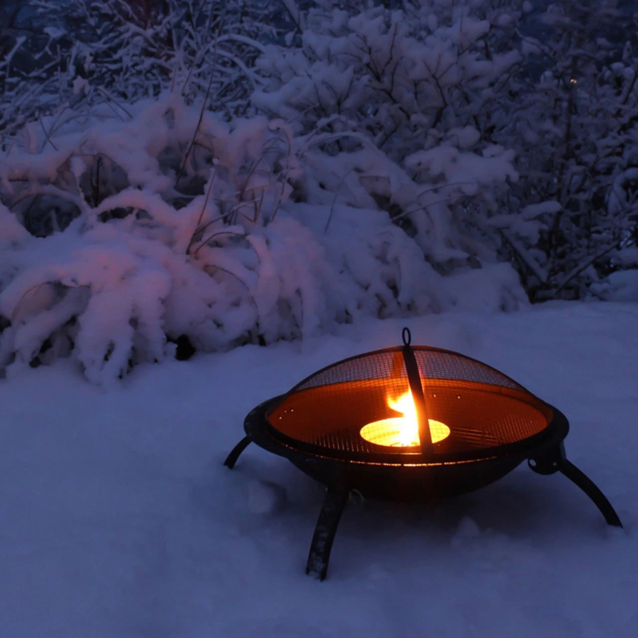 HTT109 Tragbarer Grill Mit Klappbaren Beinen – Bild 2