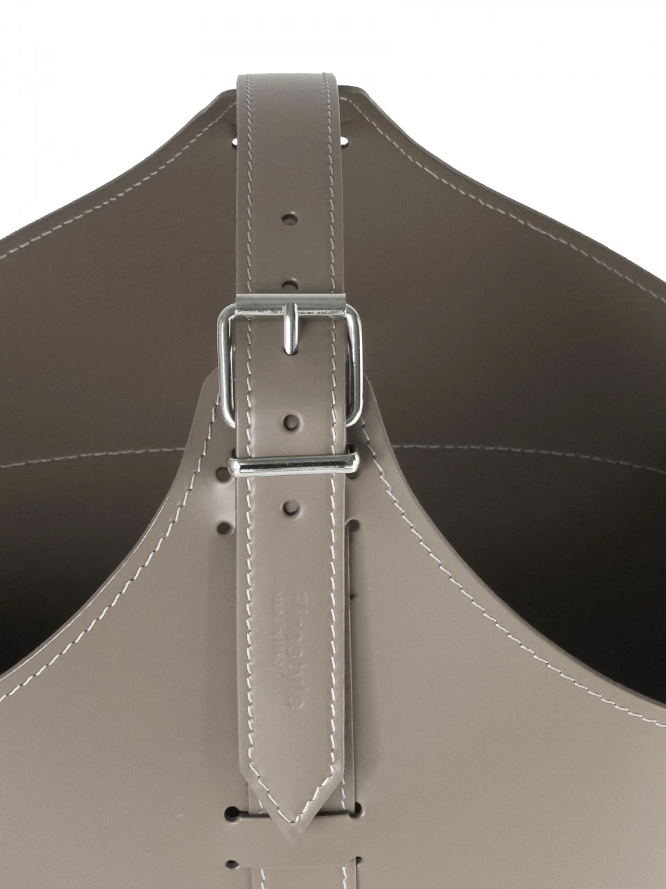 Designer Holzkorb Fabia Taupe Aus Regeneriertem Leder Mit Rollen – Bild 4