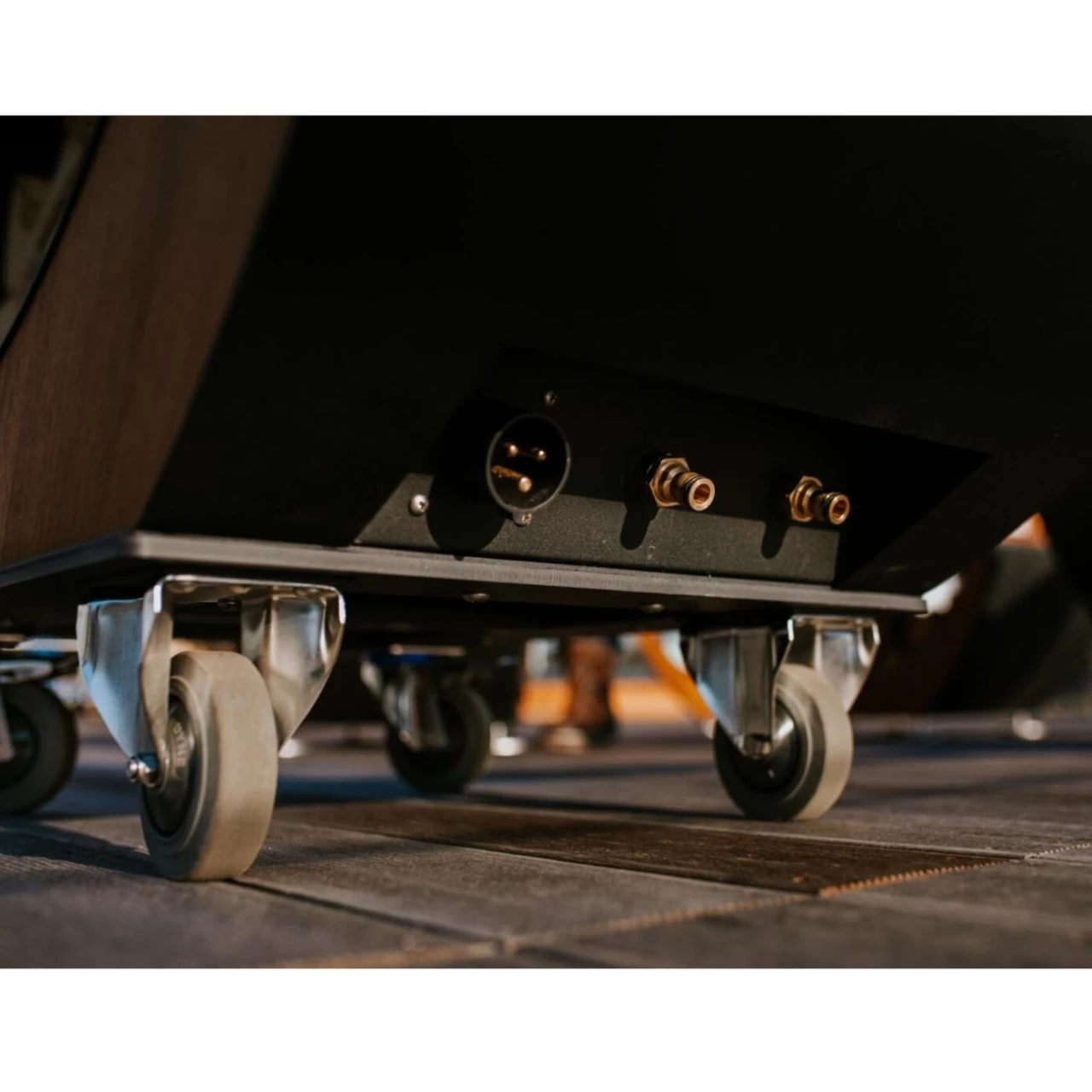 Narie Outdoor Kücheninsel Grill Schwarz – Bild 19