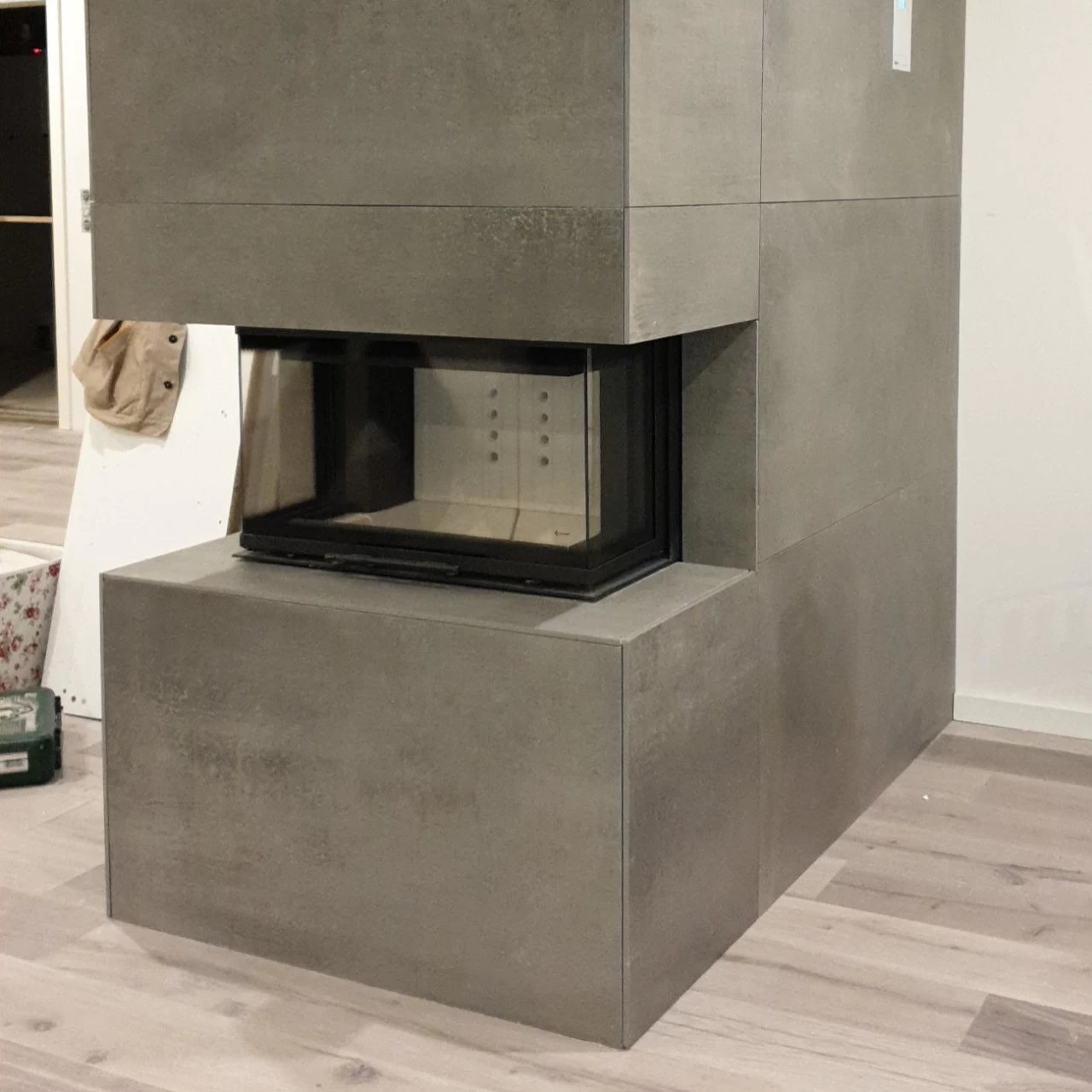 NBC 7 - 3 Seitiger Panorama Kamineinsatz 7kW Mit Schwenktür – Bild 9